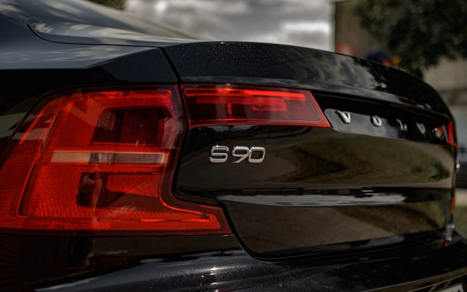 Volvo S90 cena 115000 przebieg: 115000, rok produkcji 2017 z Warszawa małe 211